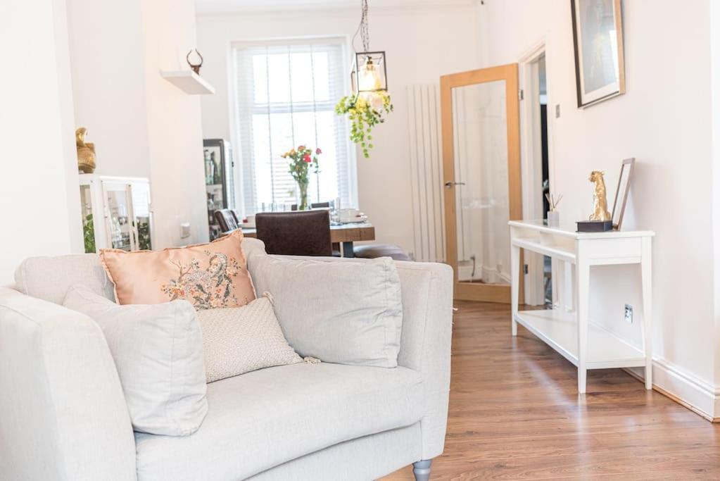 Luxury Townhouse In Workington Villa Eksteriør bilde
