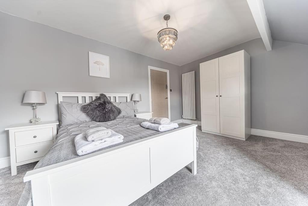 Luxury Townhouse In Workington Villa Eksteriør bilde