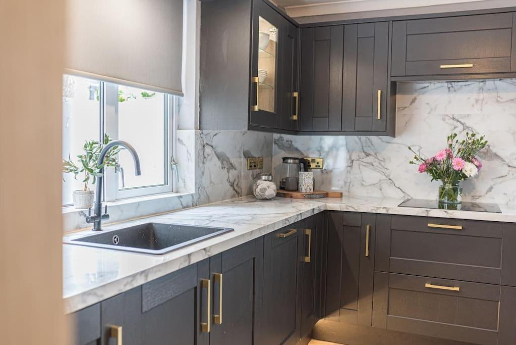 Luxury Townhouse In Workington Villa Eksteriør bilde